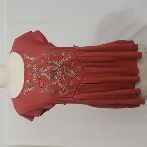 Lucky Brand Boho Embroidered Flutter Sleeve Top Dusty Red Size S